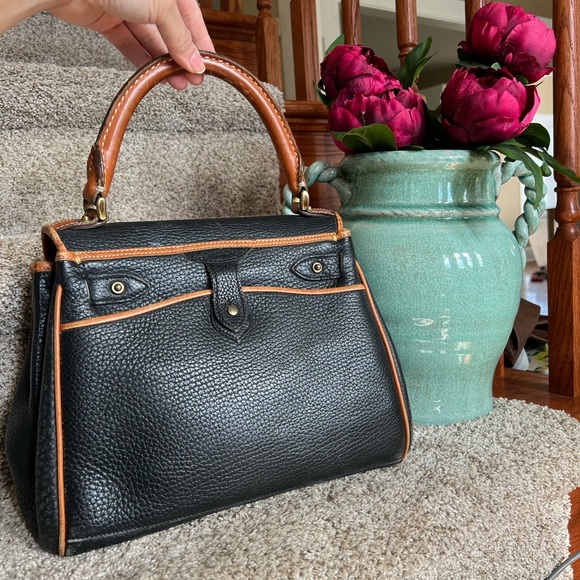 DOONEY & BOURKE Essex Purse - Picture 3 of 14